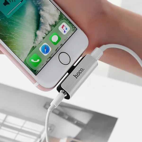 Adaptador HOCO Audio Covert 3.5"/Carga Iphone LS25 - Imagen 3