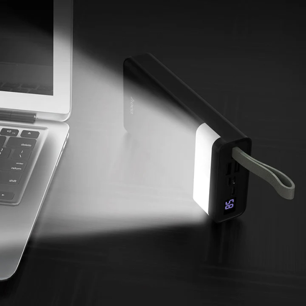 Power Bank 30000mAh Hoco J73 Negra C/Lampara (2 Output/2 Input) - Imagen 4